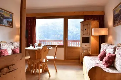 Image de 150m des commerces, 2ème étage, balcon, casier à ski, 26m², Méribel