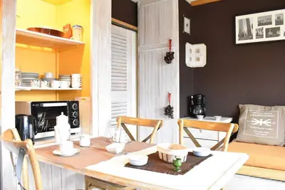 Image de À 100m des pistes de ski, télévision, casier à ski, 28m², Méribel