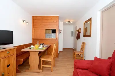 Image de 300m du centre station, télévision, casier à ski, 28-38m², Val d'Isère