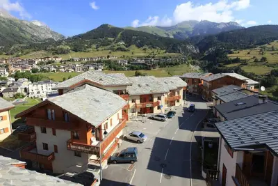 Image de 1er étage, balcon, télévision, casier à ski, 41m², Aussois