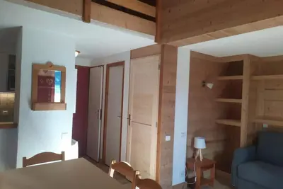 Image de 300m du centre station, 3ème étage, balcon, télévision, casier à ski, 49m², Termignon-la-Vanoise
