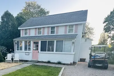 Image de Point O Woods Cottage