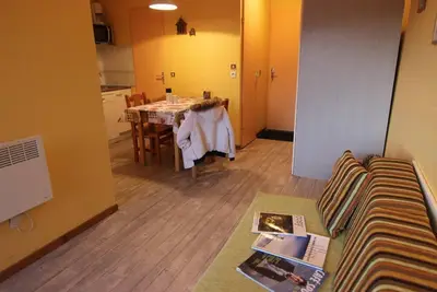 Image de À 100m des pistes de ski, 4ème étage, balcon, télévision, casier à ski, 25m², Val Thorens