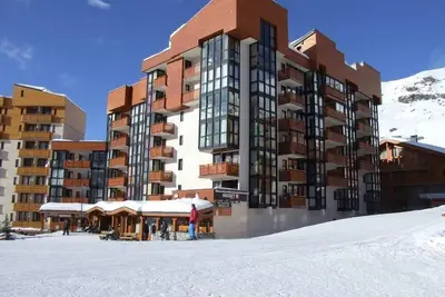 Image de À 50m des pistes de ski, 1er étage, balcon, télévision, 35m², Val Thorens