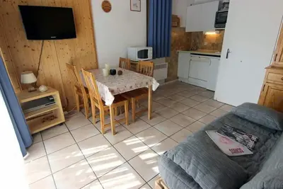 Image de À 10m des pistes de ski, balcon, casier à ski, 24m², Val Thorens