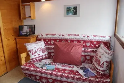 Image de 200m du centre station, 1er étage, balcon, télévision, casier à ski, 20m², Val Thorens