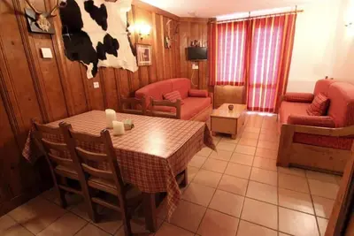 Image de 3ème étage, balcon, télévision, casier à ski, 52m², Val Thorens