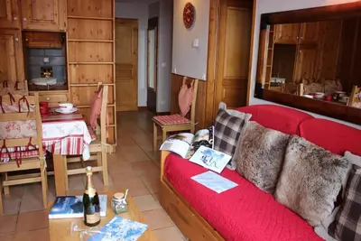 Image de 4ème étage, balcon, télévision, casier à ski, 42m², Val Thorens