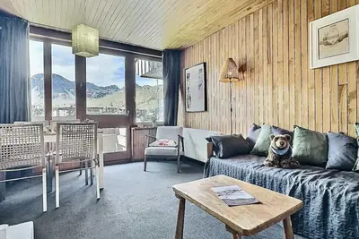 Image de 50m du centre station, 4ème étage, balcon, télévision, casier à ski, 40m², Tignes