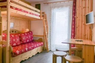 Image de À 50m des pistes de ski, Rez-de-chaussée, 14m², Méribel-Mottaret