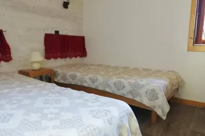 Image de 50m des commerces, 5ème étage, vue pistes de ski, balcon, télévision, casier à ski, 44m², Valmorel