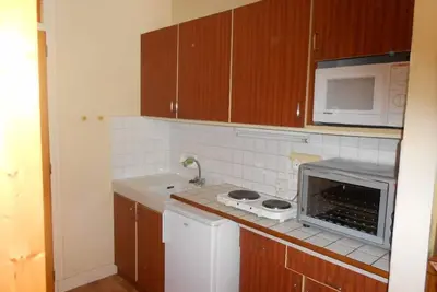 Image de 50m du centre station, 5ème étage, vue montagne, balcon, parking, télévision, 24m², Brides Les Bains