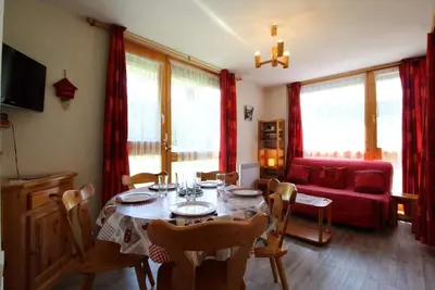 Image de Étage -1, vue pistes de ski, balcon, télévision, casier à ski, 28m², Val Cenis
