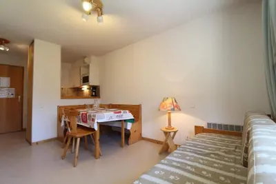 Image de 1er étage, balcon, télévision, casier à ski, 25m², Val Cenis