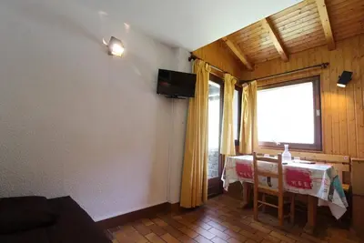 Image de 200m du centre station, balcon, télévision, casier à ski, 20m², Val Cenis