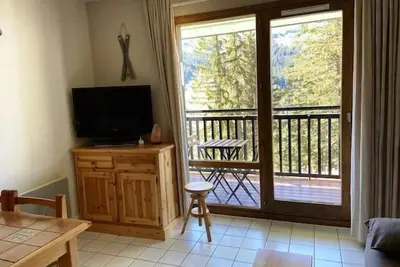Image de 300m du centre station, 3ème étage, balcon, télévision, casier à ski, 25m², Flaine