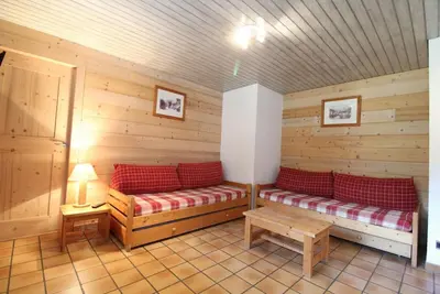 Image de 300m du centre station, Rez-de-chaussée, terrasse, télévision, casier à ski, 45m², Val Cenis