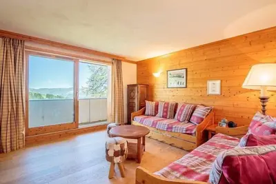 Image de 200m des commerces, 3ème étage, remise en forme, sauna, hammam, balcon, télévision, 54m², La Plagne