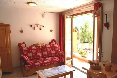 Image de 1er étage, terrasse, casier à ski, 48m², Valloire