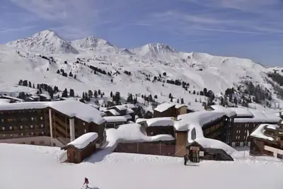 Image de Pied des pistes de ski, 1er étage, vue pistes de ski\/pistes de ski, balcon, télévision, casier à ski