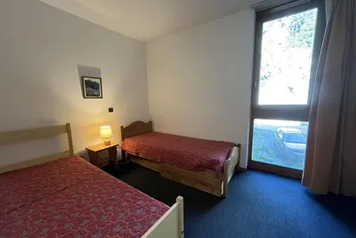 Image de Wifi, 100m du centre station, 2ème étage, vue pistes de ski, balcon, télévision, casier à ski, 35m²