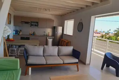 Image de superbe loft 3 chamb. 2 salles bain grande terra a 150 m plage petite vue mer