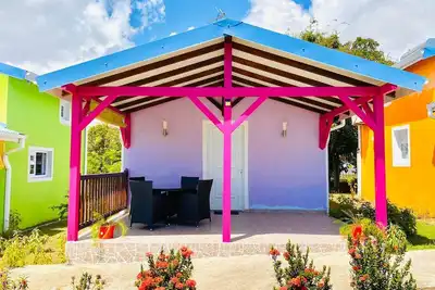 Image de Bungalow Mauve, Sainte-Anne 5 min (by car) from the beaches