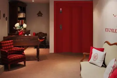 Image de Centre station, 3ème étage, balcon, télévision, casier à ski, 90m², Valloire