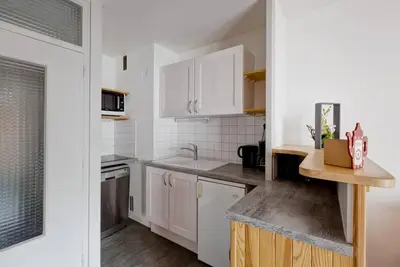 Image de 50m du centre station, 3ème étage, vue montagne, balcon, télévision, 26m², Brides Les Bains
