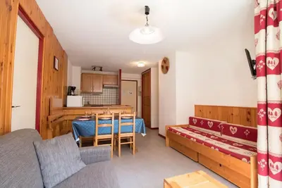 Image de Wifi, 100m du centre station, 1er étage, balcon, parking, télévision, casier à ski, 41m², Val Cenis