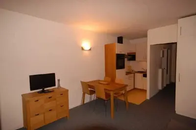 Image de 250m du centre station, 4ème étage, vue station, balcon, télévision, 27m², Gourette