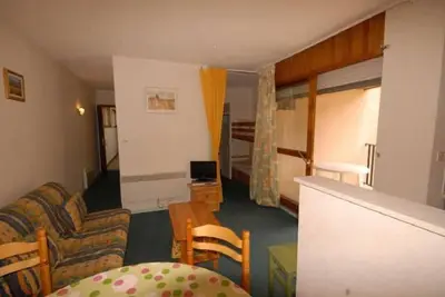 Image de 150m du centre station, 4ème étage, vue pistes de ski, balcon, télévision, 29m², Gourette