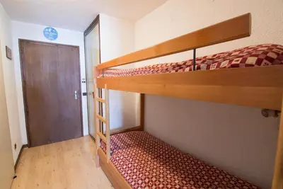 Image de Centre station, 1er étage, balcon, parking, télévision, casier à ski, 25m², Valloire