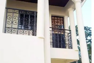 Image de Comfortable duplex \/ 160 m2