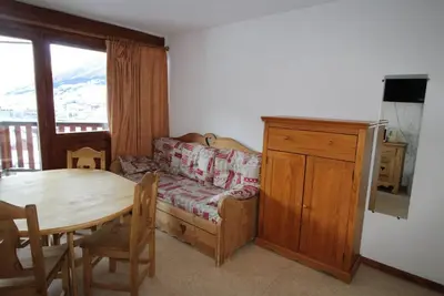 Image de 1er étage, balcon, télévision, casier à ski, 21m², Val Cenis