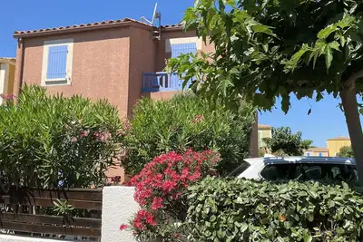 Image de Jolie villa climatisée dans résidence à 5 mn de la plage et 10mn du centre