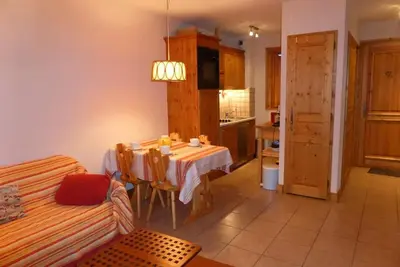 Image de Rez-de-chaussée, balcon, parking, télévision, 37m², Les Houches