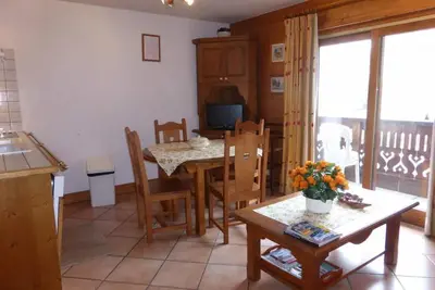 Image de Étage -1, piscine, balcon, parking, télévision, casier à ski, 32m², Les Houches