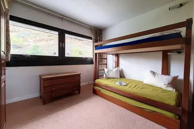 Image de Pied des pistes de ski, 8ème étage, vue pistes de ski, balcon, télévision, casier à ski, 37m²