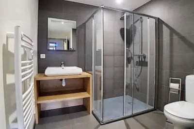 Image de À 200m des pistes de ski, remise en forme, terrasse, télévision, 62m², Les Menuires