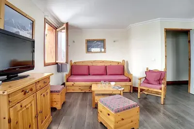 Image de À 200m des pistes de ski, 1er étage, remise en forme, balcon, télévision, 80m², Les Menuires