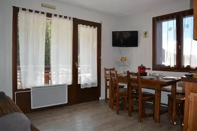 Image de 1er étage, balcon, télévision, casier à ski, 35m², Le Grand Bornand