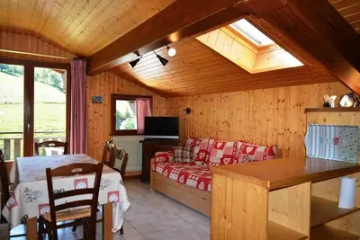 Image de 300m du centre station, 2ème étage, balcon, télévision, 43m², Le Grand Bornand