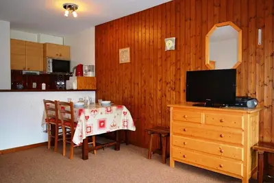 Image de 1er étage, balcon, parking, télévision, 26m², Le Grand Bornand