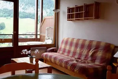 Image de 2ème étage, balcon, parking, télévision, casier à ski, 37m², Le Grand Bornand