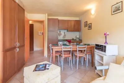 Image de 220m du centre station, 6ème étage, vue montagne, balcon, télévision, 42m², Montgenèvre