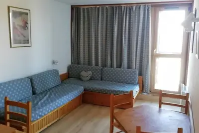 Image de 50m des commerces, 3ème étage, vue station, balcon, télévision, casier à ski, 33m², Les Arcs