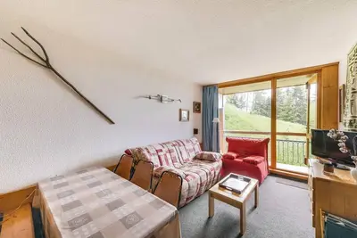 Image de 50m du centre station, 2ème étage, vue montagne, balcon, télévision, 40m², Les Arcs