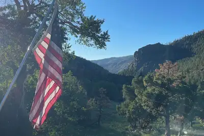 Image de Storybook Cabin - Private Stream, Secluded, Incredible Canyon View