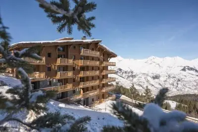 Image de Rez-de-chaussée, vue montagne, piscine, balcon, parking, télévision, casier à ski, 44m², Les Arcs